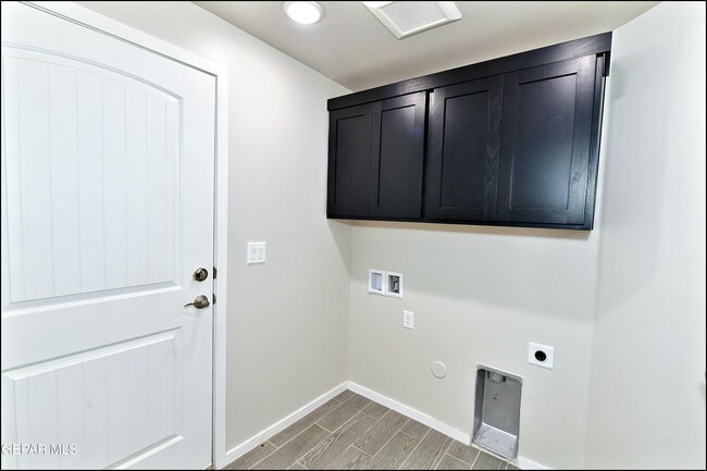 Building Photo - 541 Paseo Modesto Dr