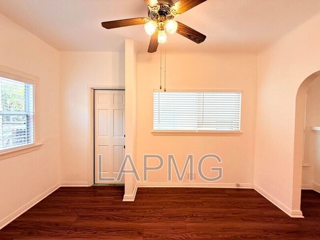 Building Photo - 2751 Pomeroy Ave