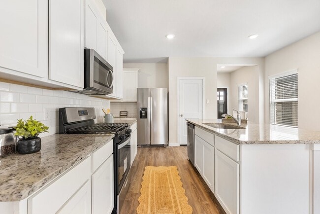 Building Photo - 5811 Blue Grama Dr