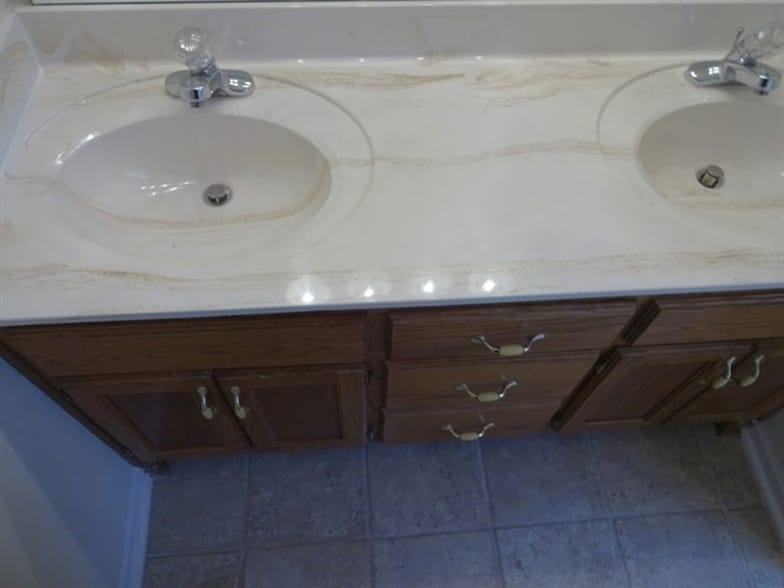 Building Photo - 241 Fairbrook Ln