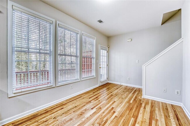 Building Photo - 2934 Wintercrest Dr