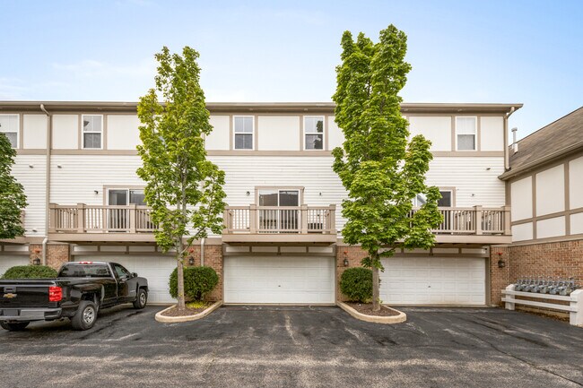 Building Photo - 106 Rosehall Dr