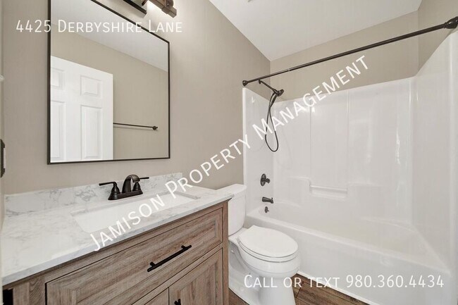 Building Photo - 4425 Derbyshire Ln