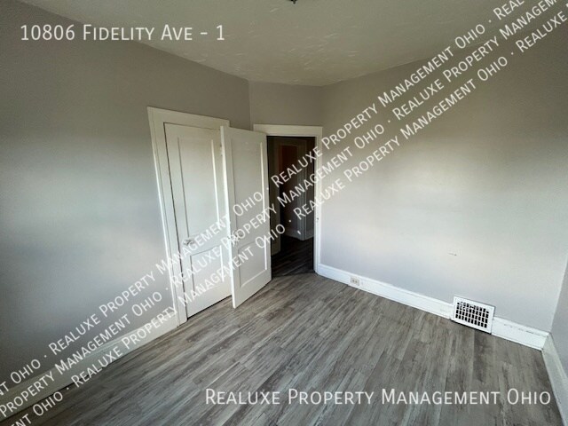 Building Photo - 10806 Fidelity Ave