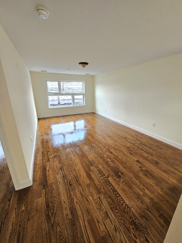 Building Photo - 115 Bruen St
