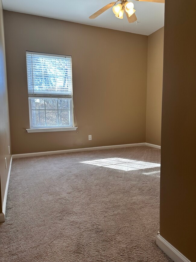 Building Photo - 2937 Harbor Lights Dr