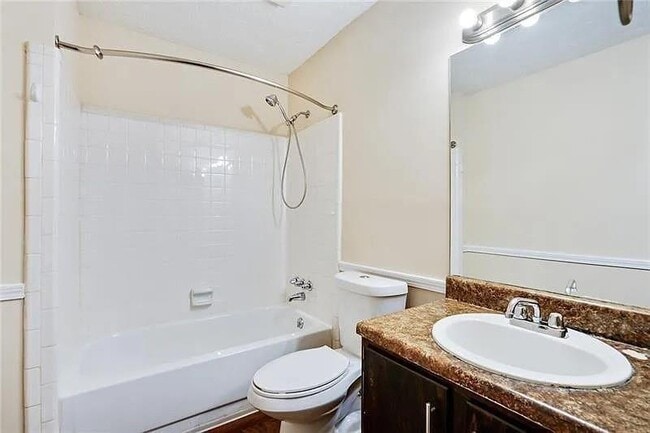 Building Photo - 76 Sandalwood Cir