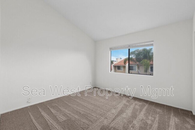 Building Photo - 6907 Quail Pl