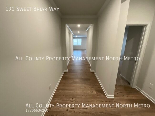 Building Photo - 191 Sweet Briar