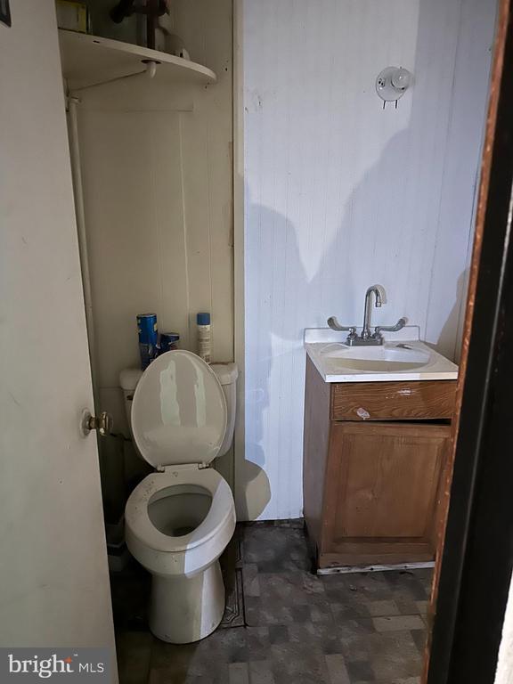 Building Photo - 1192 Yorkship Square