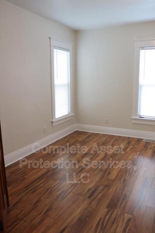 Building Photo - 1406 Kentucky St