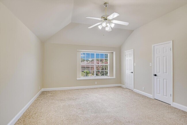 Building Photo - 8111 Hawick Dr