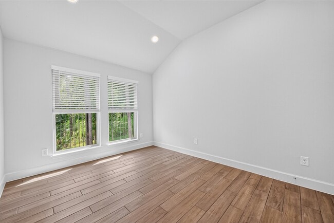Building Photo - 232 W Netleaf Ct