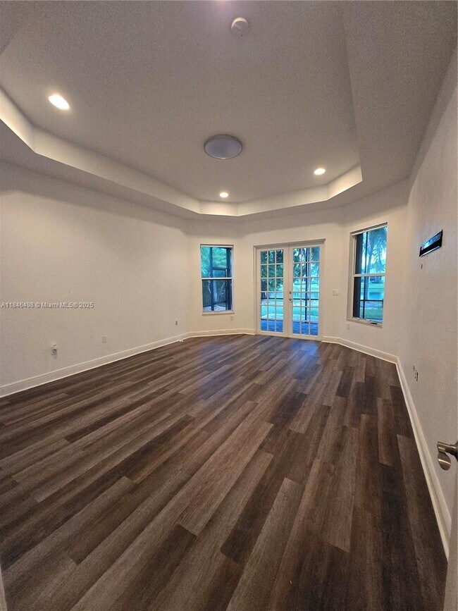 Building Photo - 15088 SW 34th St