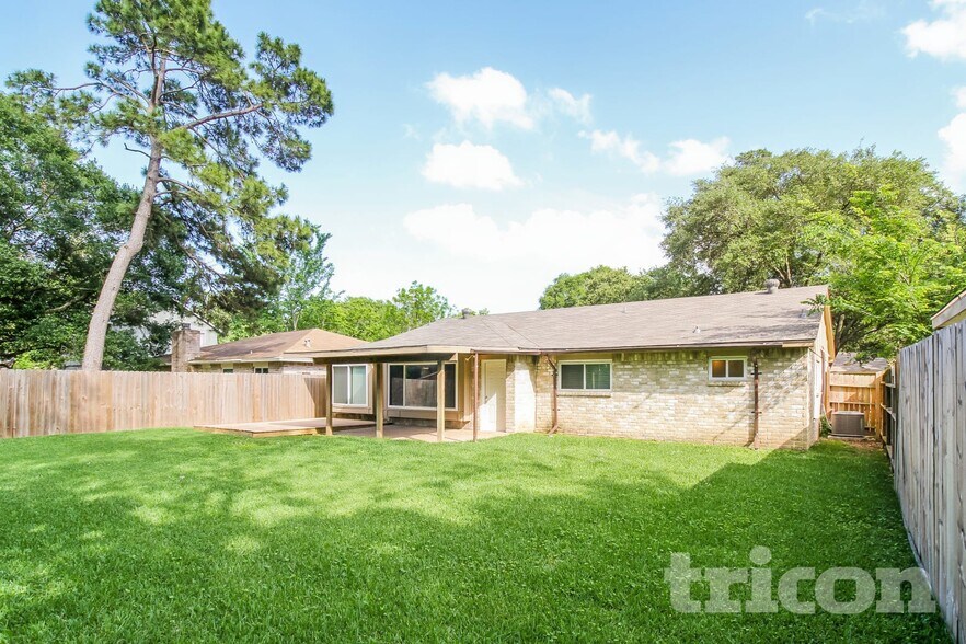 Building Photo - 4227 Burkegate Dr