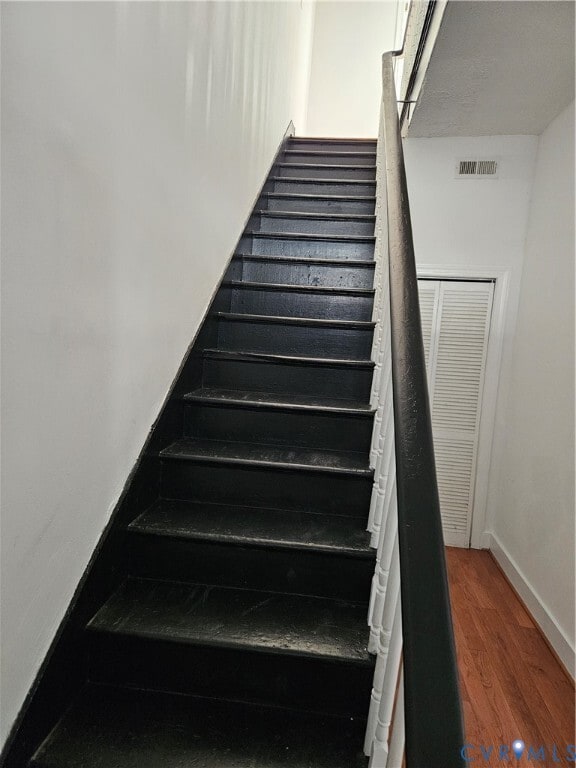 Building Photo - 814 W High St