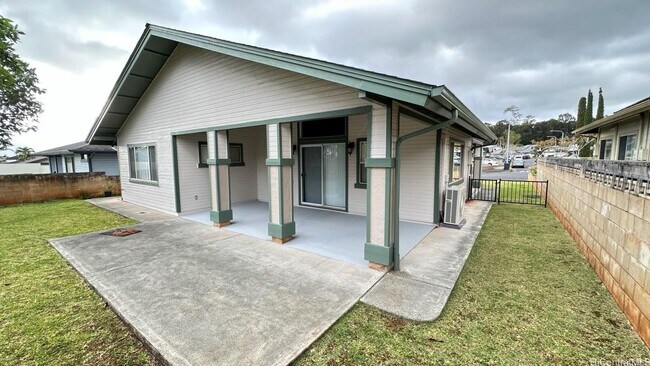 Building Photo - Mililani Mauka 4bdrm/2.5bath Single Family...