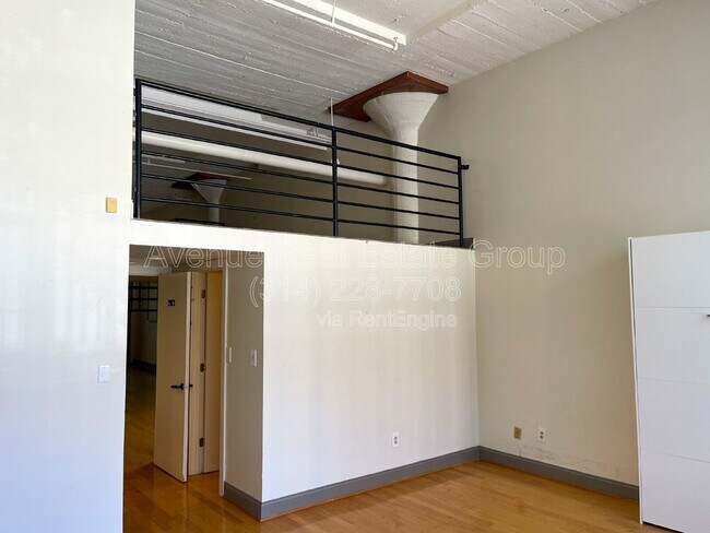Building Photo - 4100 Laclede Ave