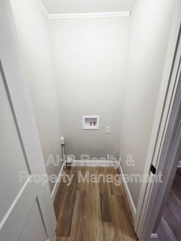 Building Photo - 1214 Franklin St