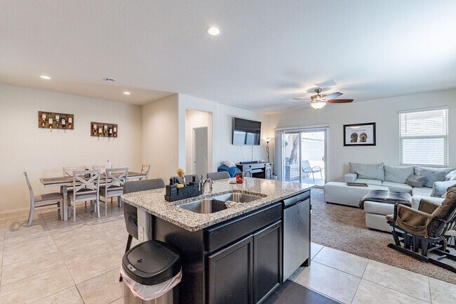 Building Photo - Serene 3-Bedroom 2-Bath 3 Car Garage Retre...
