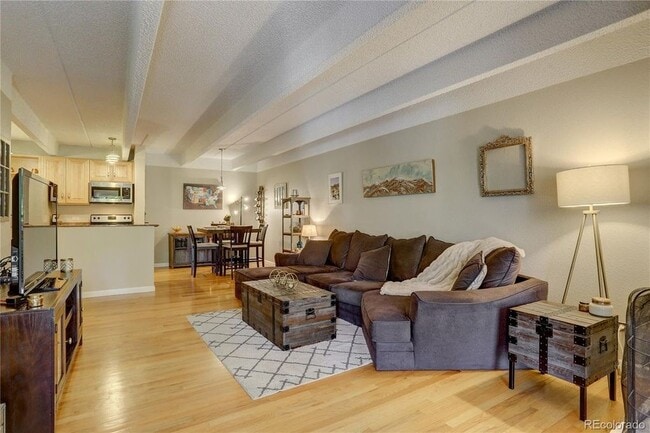 Building Photo - 675 S University Blvd