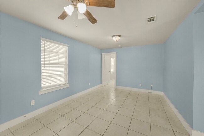 Building Photo - 22405 Beckendorff Rd