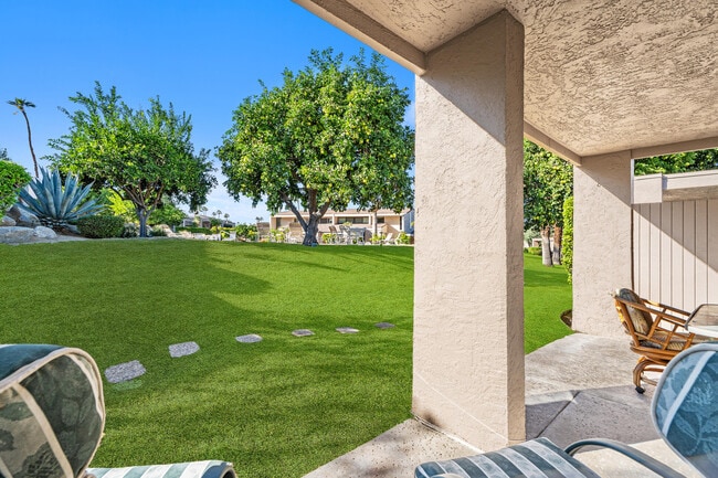 Building Photo - 48885 Mariposa Dr