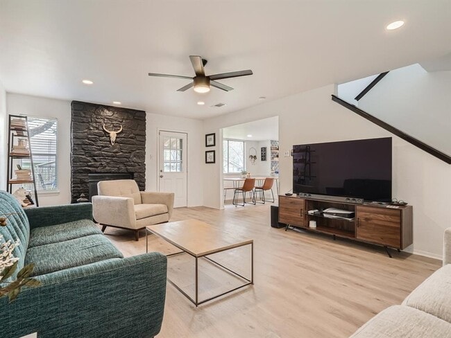 Building Photo - 7701 Copano Dr