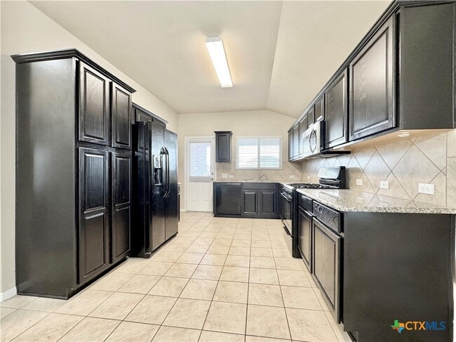 Building Photo - 1024 Britt Ln