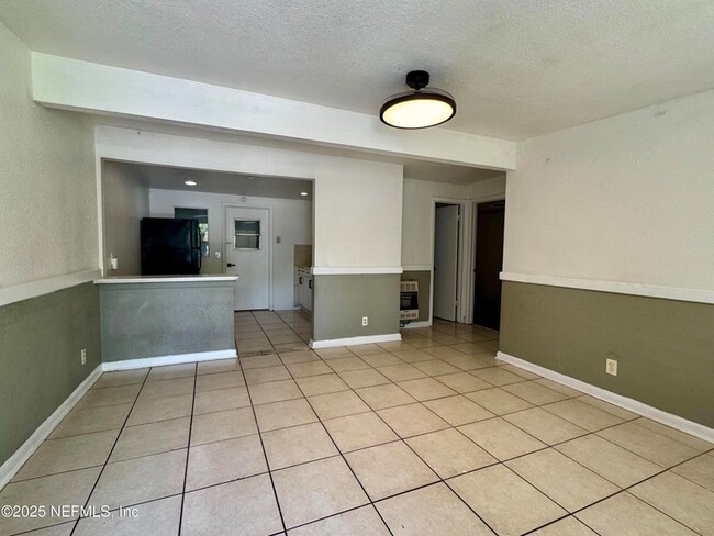 Building Photo - 1851 Doyon Ct