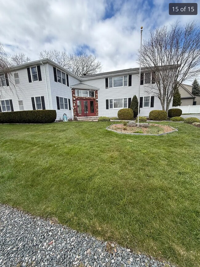 Building Photo - 1063 Tacoma St