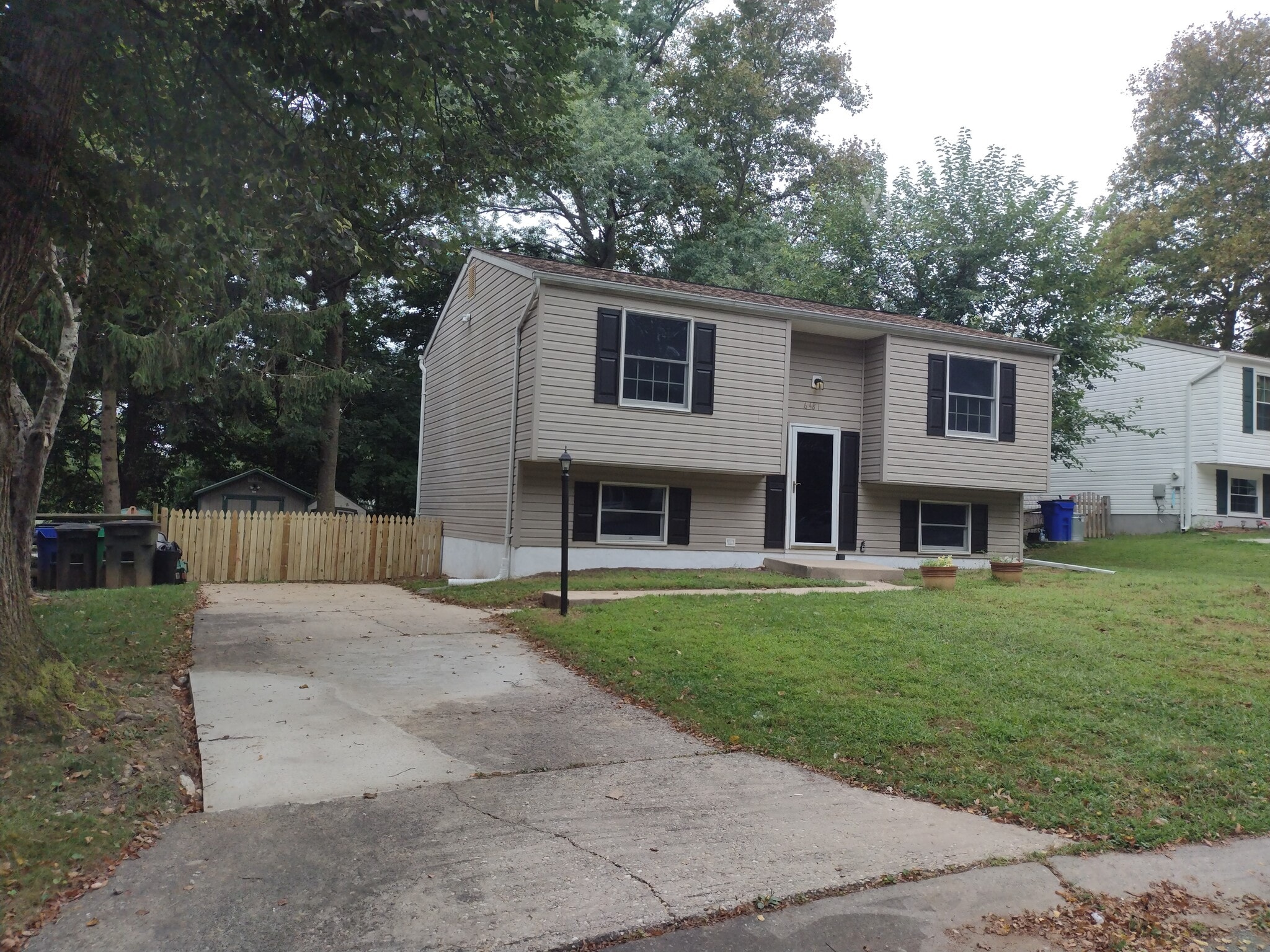 Building Photo - 6481 Barchink Pl