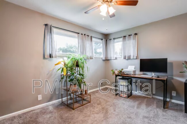 Building Photo - 1917 N Edgemoor St