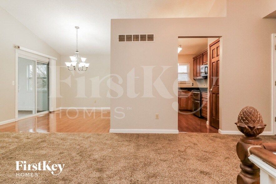 Building Photo - 1411 Ticonderoga Dr