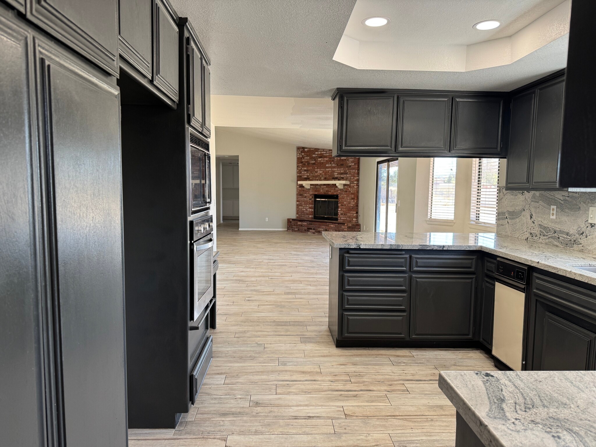 Building Photo - 14957 Mandan Rd