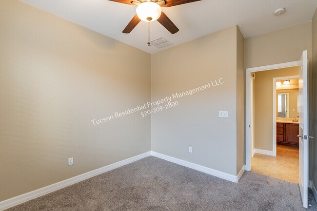 Building Photo - 799 West Camino Tunera
