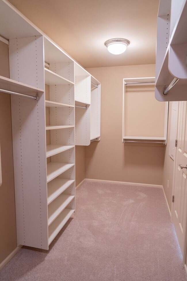 Building Photo - 19626 NE 42nd Way