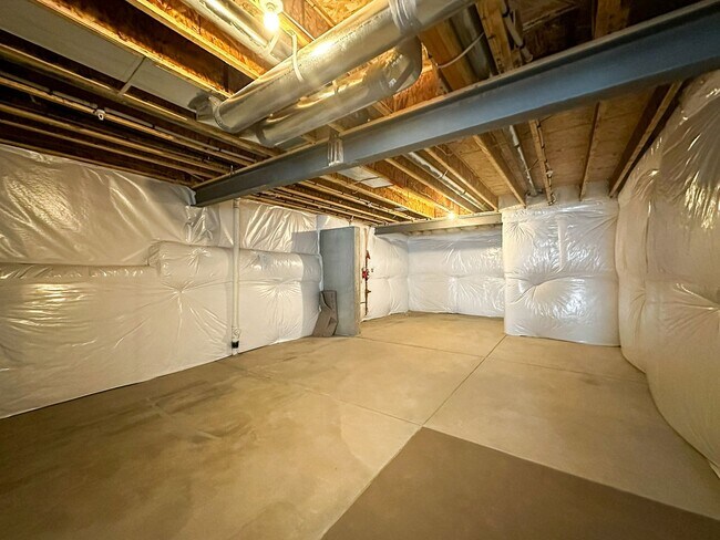 Building Photo - BRAND NEW Sunset Village ranch-style home ...