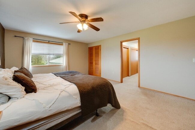 Building Photo - 12707 Leo Ln