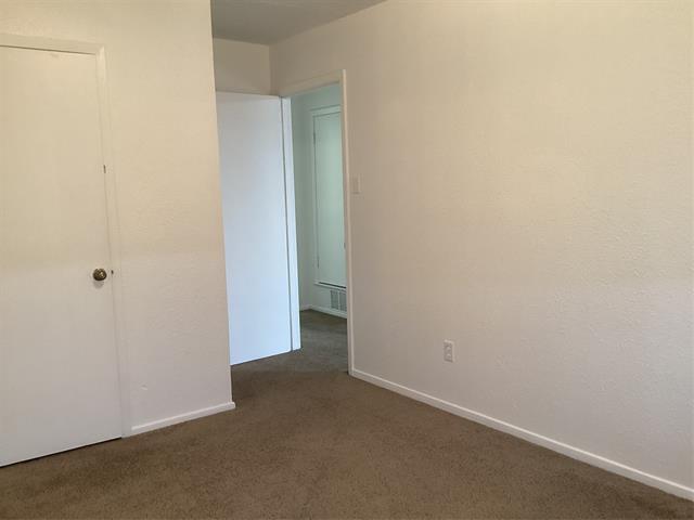 Building Photo - 300 S State Hwy 78