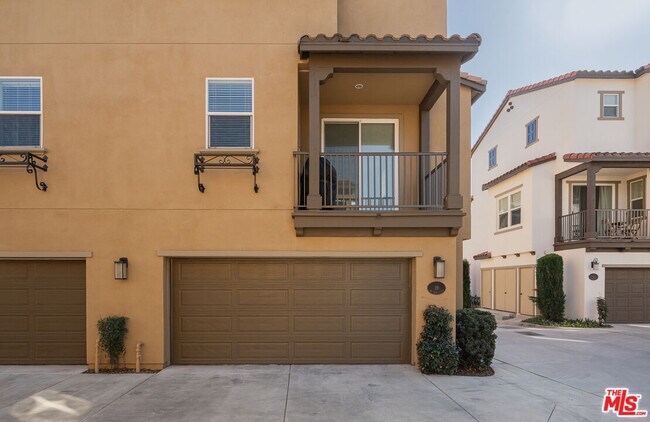Building Photo - 281 Mar Vista Ave