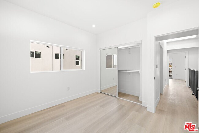 Building Photo - 5651 Case Ave