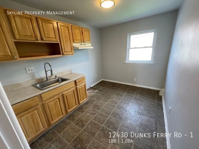 Building Photo - 12430 Dunks Ferry Rd