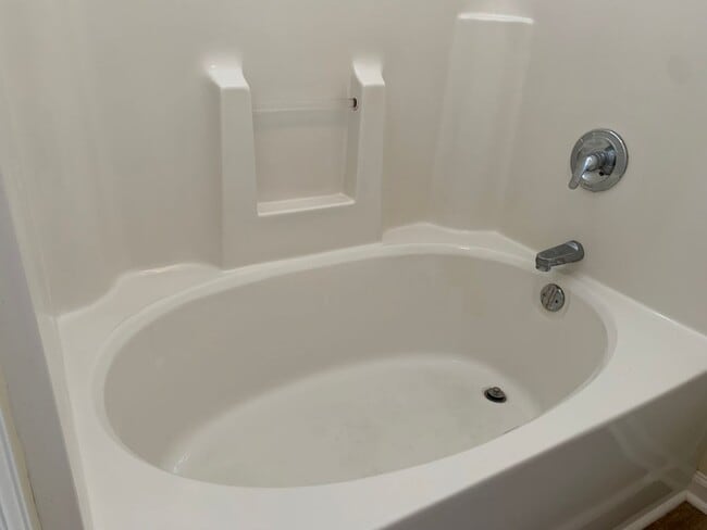 Building Photo - SPACIOUS HOME WITH DOWNSTAIRS PRIMARY BEDROOM AND BATH- LAKE WHEELER/ FARMER'S MARKET AREA