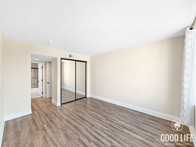 Building Photo - Bright 2BD/2BA Two-Story Condo in UTC with Soaring Ceilings, Private Balcony & Resort-Style Ameni...
