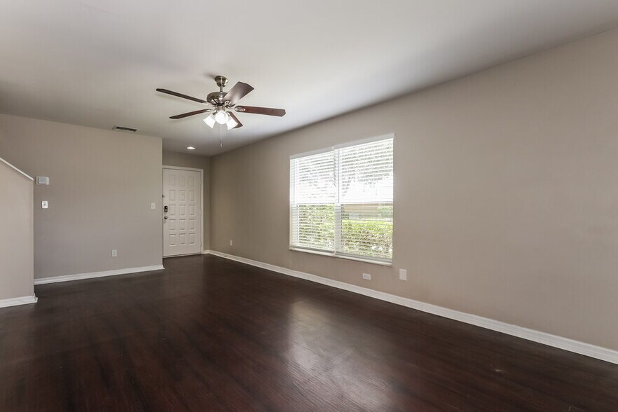 Building Photo - 6023 Sand Key Ln