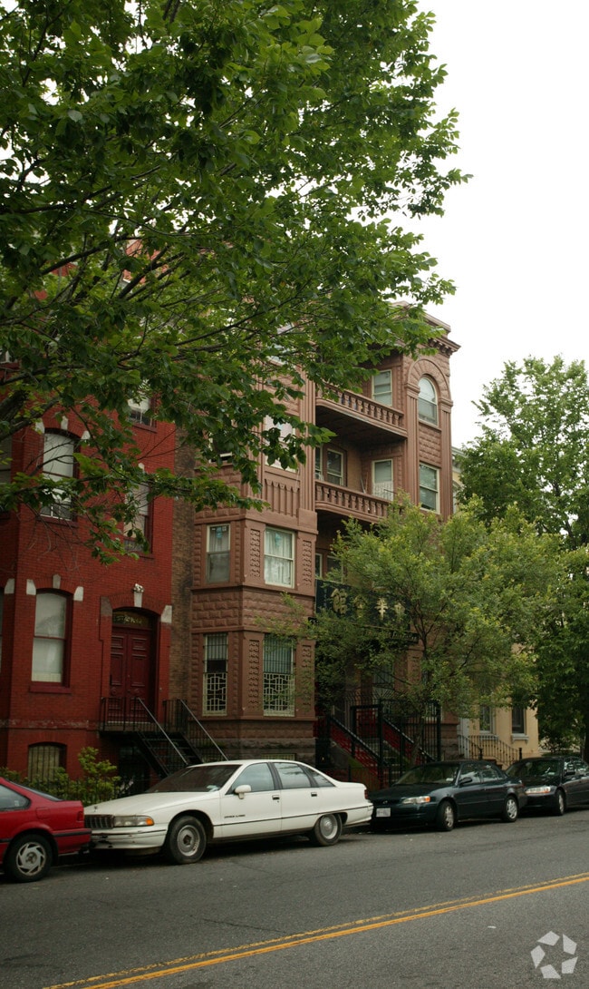 Building Photo - 510 I St NW