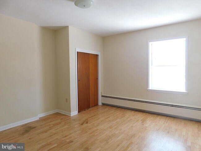 Building Photo - 113 W Boscawen St