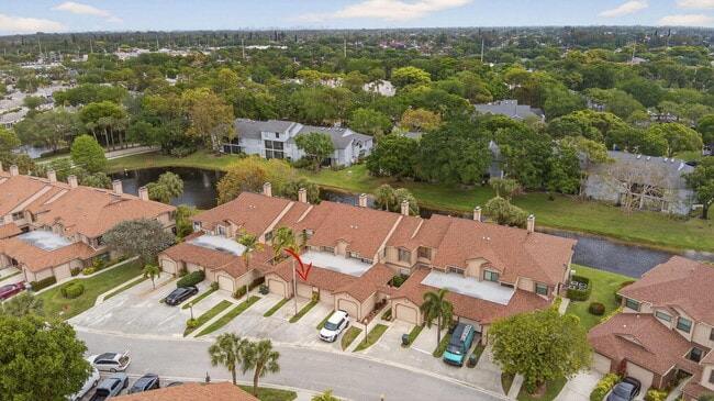 Building Photo - 500 Crosswinds Dr