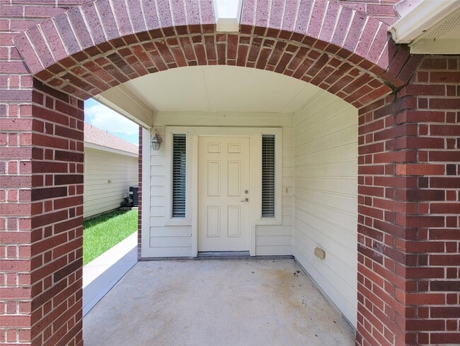 Building Photo - 19022 Yellow Thrush Dr